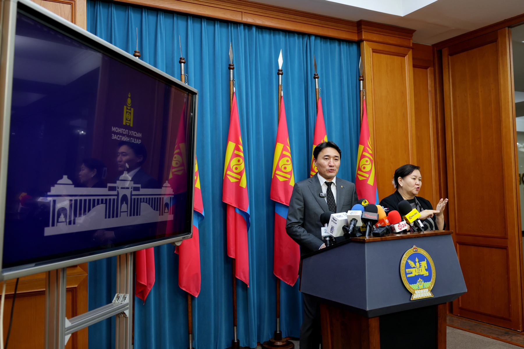 Монгол Улсад агаарын хөлгийн түлш нийлүүлэх хэлэлцээр удахгүй эхэлнэ